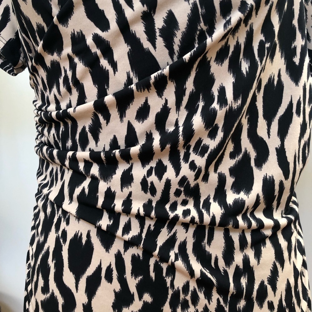 𝅺VINCE Camuto animal print stretch short sleeve dress size M‎ - Picture 6 of 14